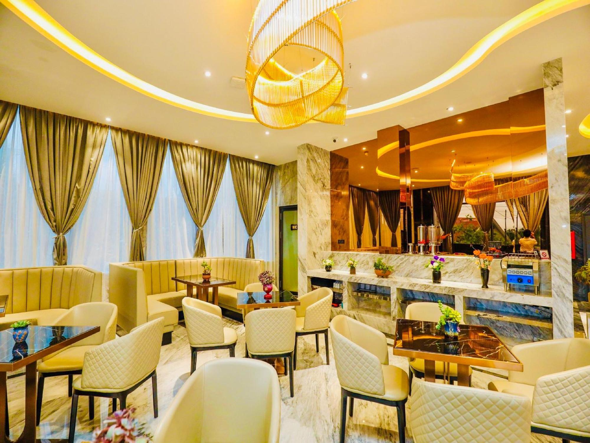 New Century Hotel - Dalat Exteriör bild